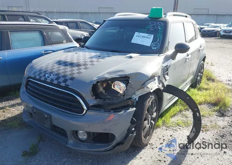 2017 Mini Countryman Cooper from USA, damaged, VIN WMZYS7C30H3B62901